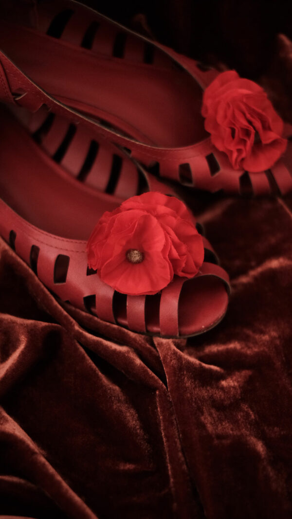 Schuhclip Blume Rot